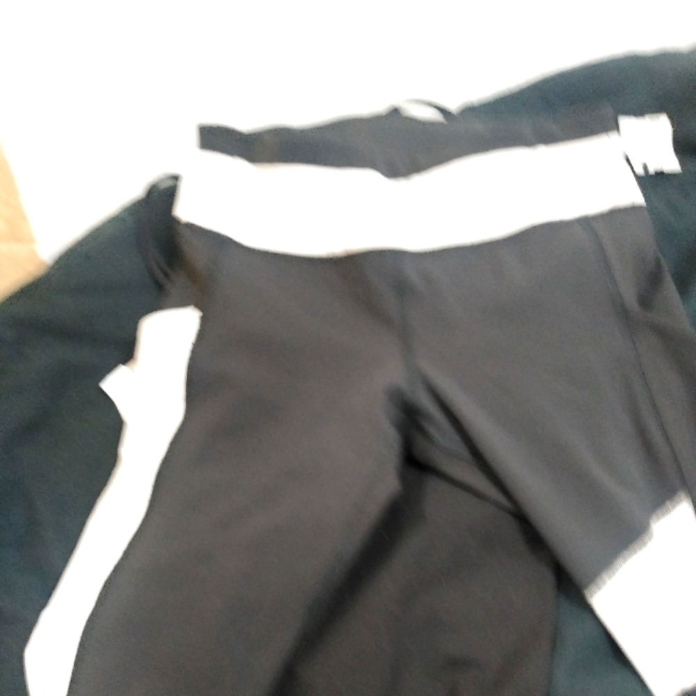 Lulu lemon tank top and leggings